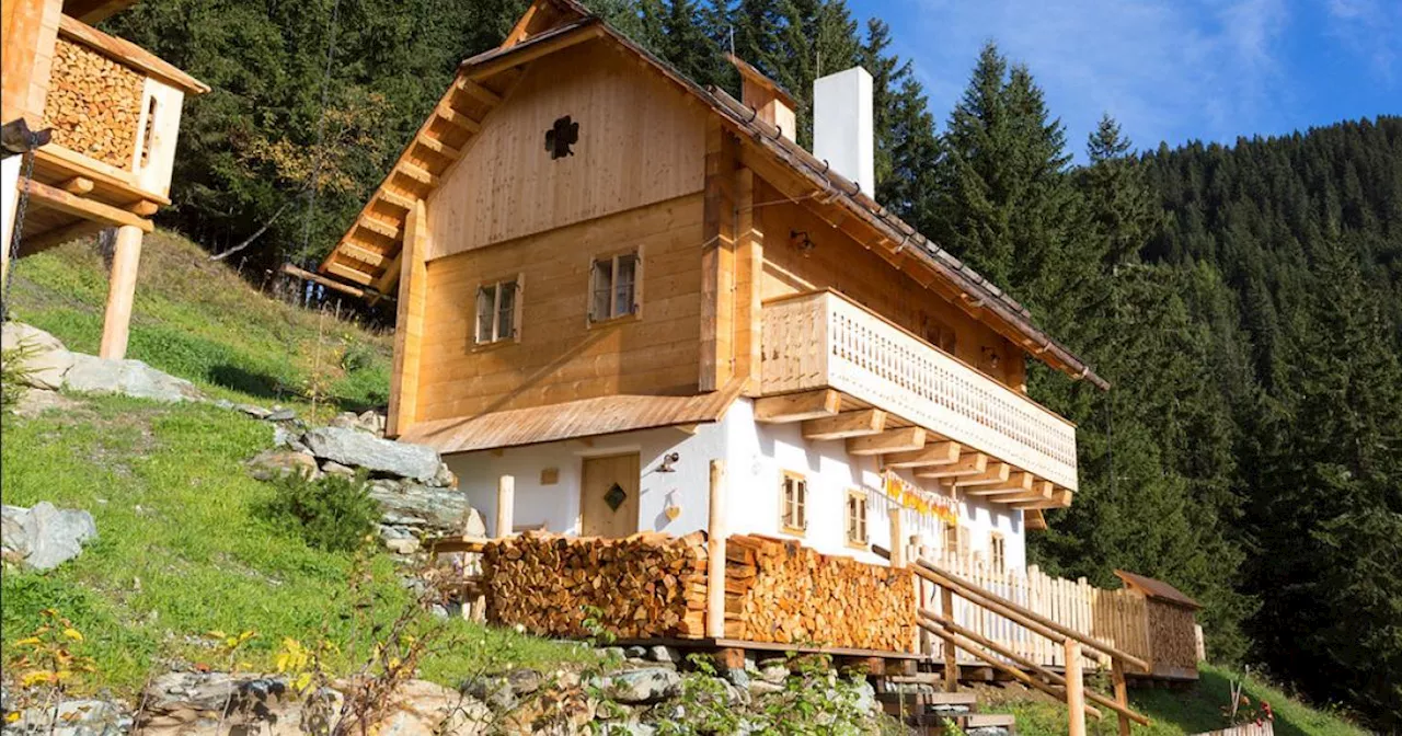 Bittere Millionenpleite eines bekannten Almdorf-Tourismusprojekts mit 51 Chalets