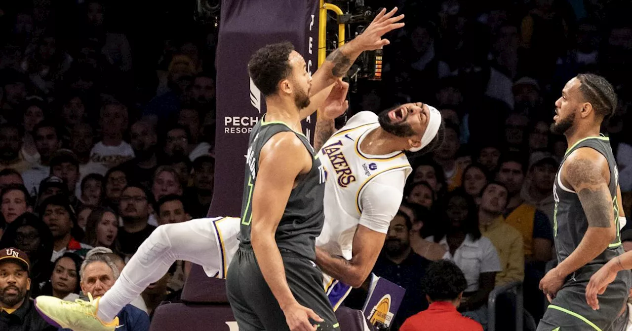 Anthony Davis suffers another eye injury as Lakers drop important game to Minnesota