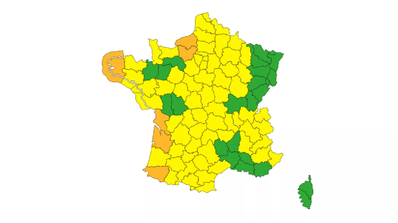 Tempête Pierrick : six départements placés en vigilance orange crues, vent et vagues-submersion par Météo France