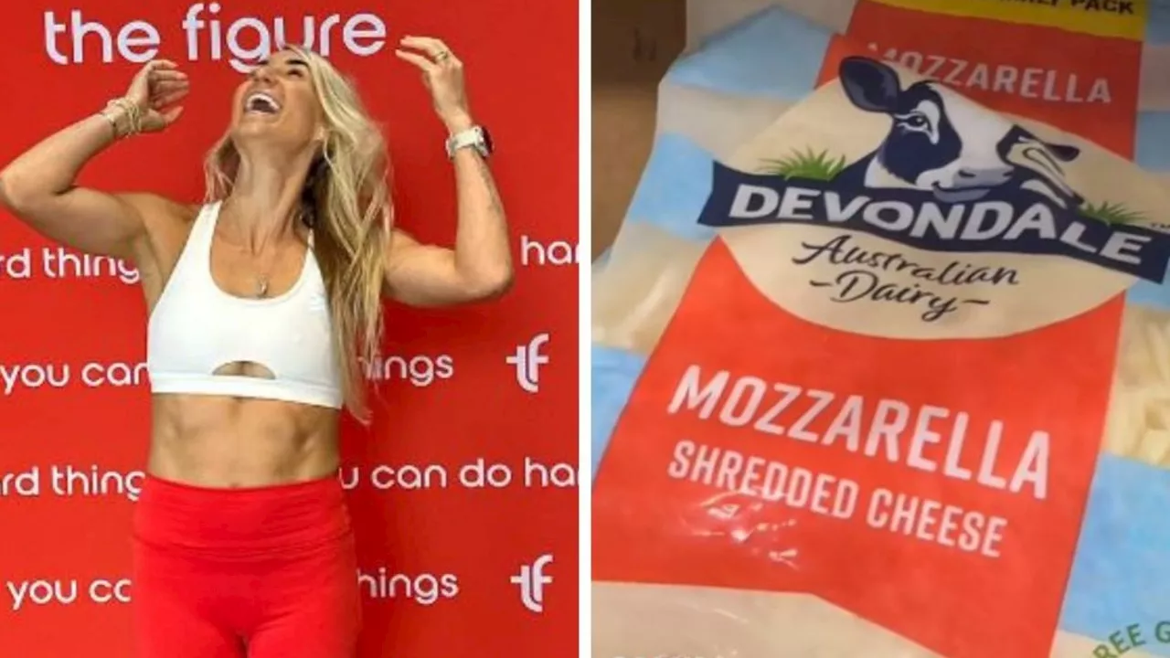 The Difference Between Block and Shredded Mozzarella Revealed