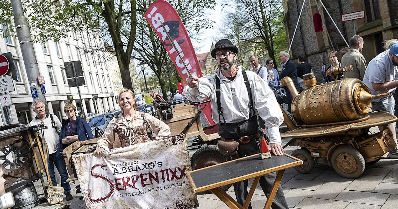 Sommer-Feeling: Bielefelder Innenstadt so voll wie lange nicht mehr