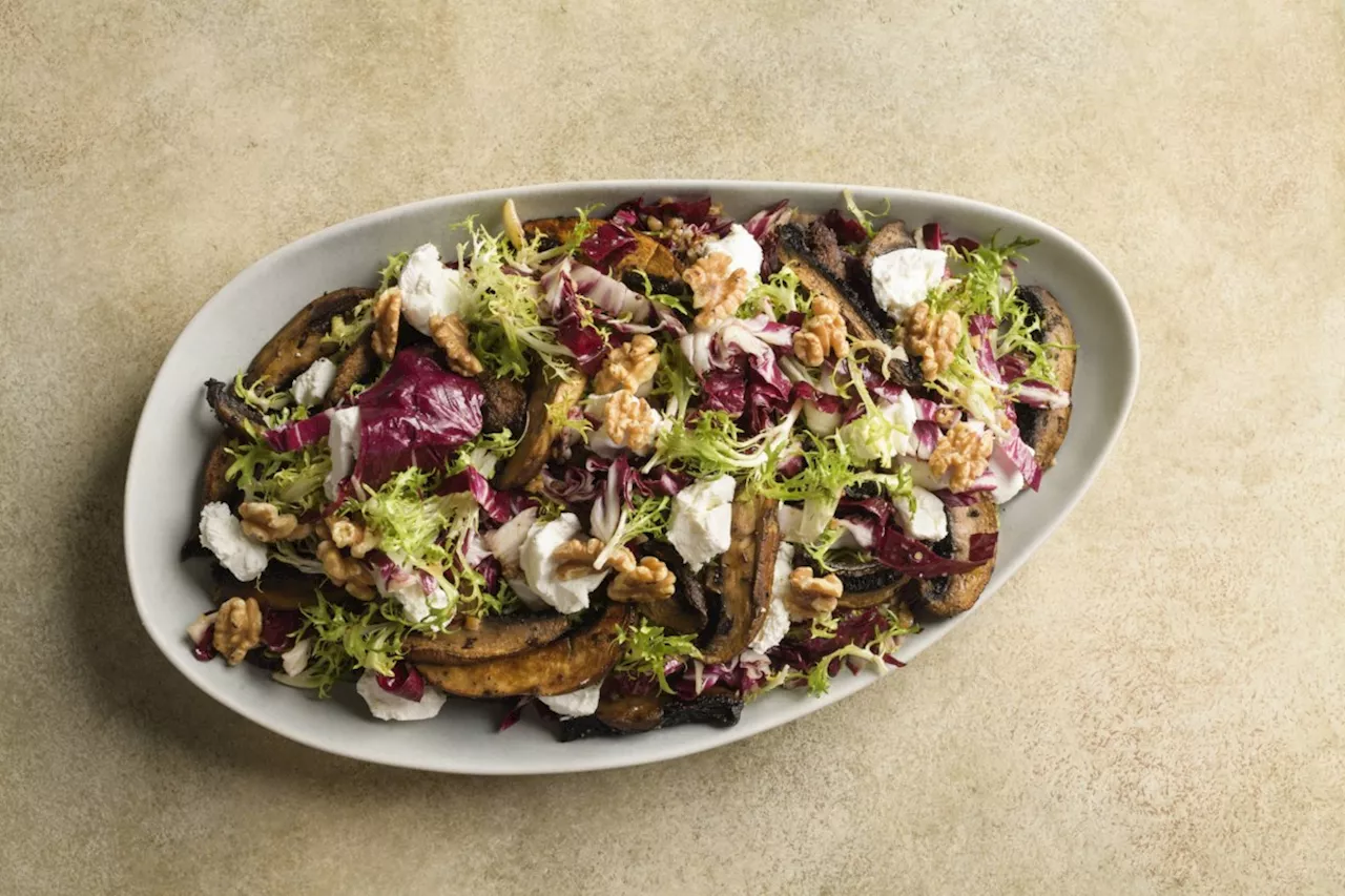 Roasted Portobello Mushroom Salad with Goat Cheese and Walnuts