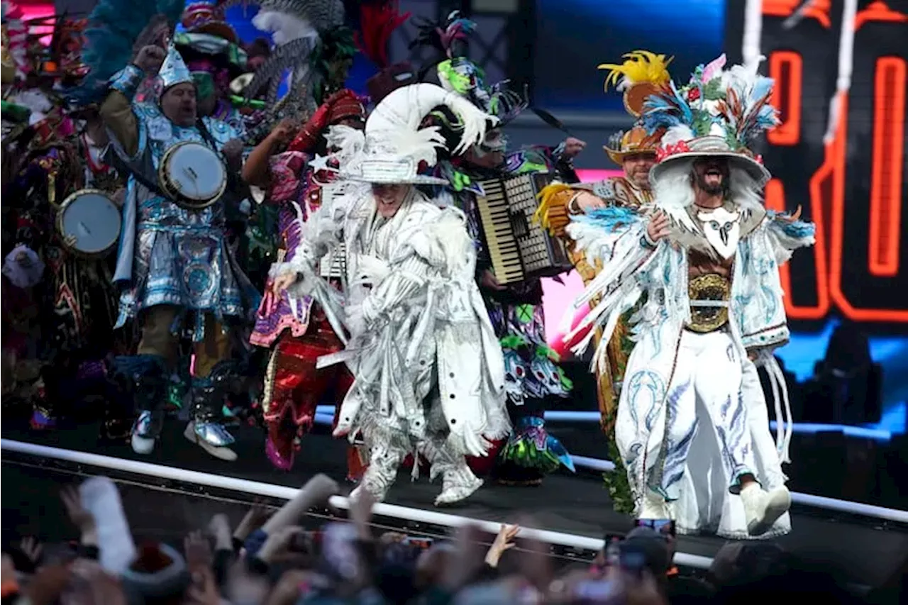 All the Philly references from both nights of WrestleMania, from Jason Kelce to the Mummers