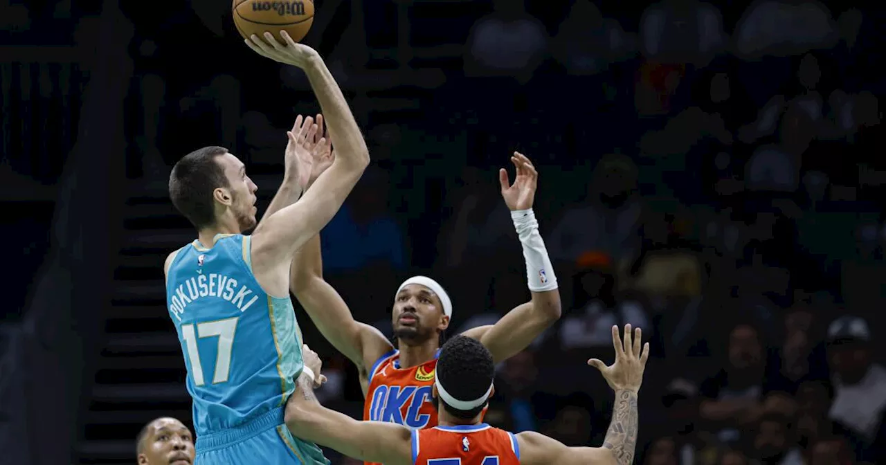 Josh Giddey logra el 11mo triple-doble de su carrera y el Thunder vence 121-118 a los Hornets