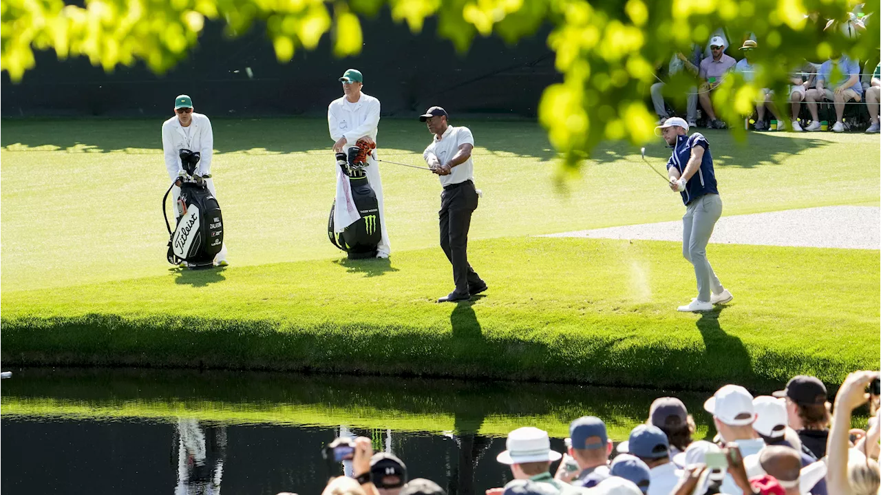 Golf Fans Loved Watching Tiger Woods Skip His Ball Through the Water Monday at the Masters