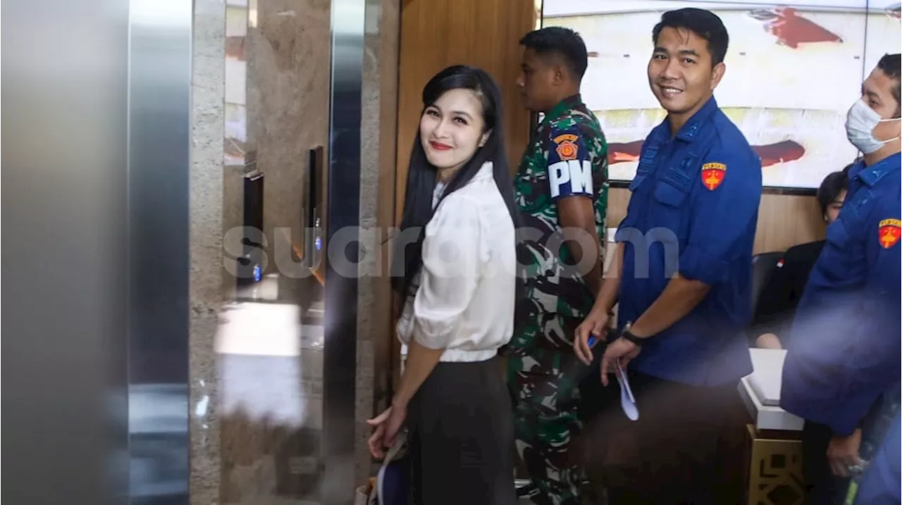 Sandra Dewi Enteng Jajan Bando Rp 12 Juta, Ingin Saingi Nagita Slavina?