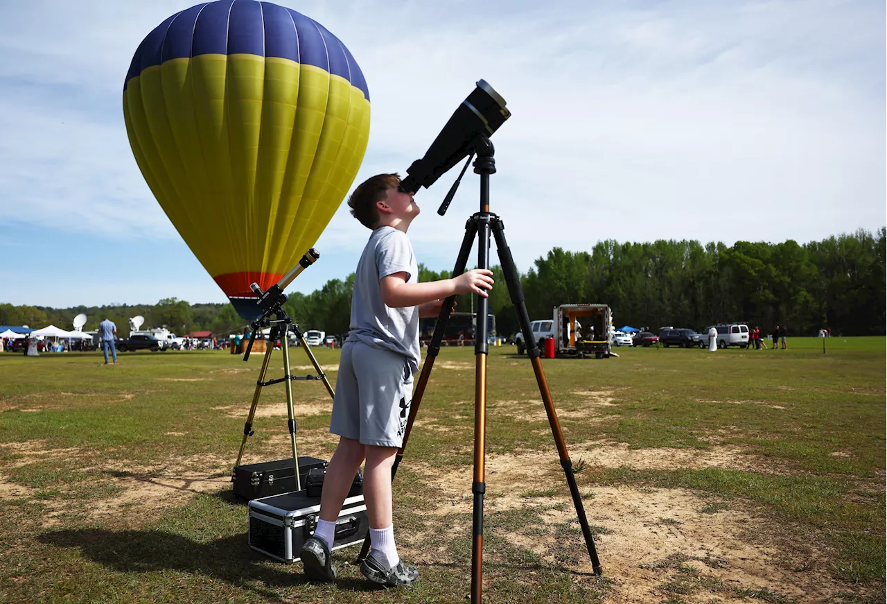 See Today’s Total Solar Eclipse in Photos