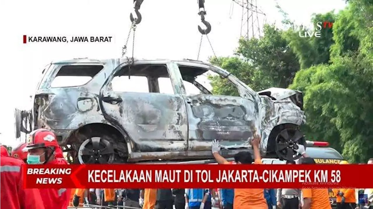 Foto-foto Kecelakaan Maut di Tol Jakarta-Cikampek KM 58, 2 Mobil Terbakar, Libatkan 3 Kendaraan