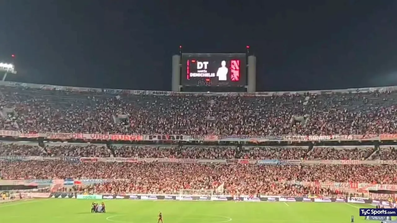 VIDEO: Cómo recibió el Monumental a Demichelis en la previa de River-Central