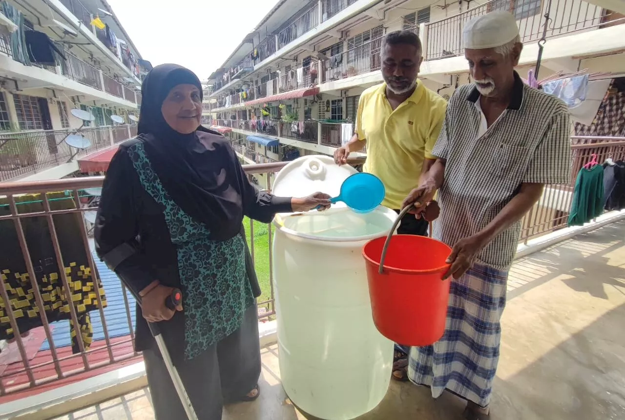 Low water pressure issue in Flat Bukit Gedung affects residents