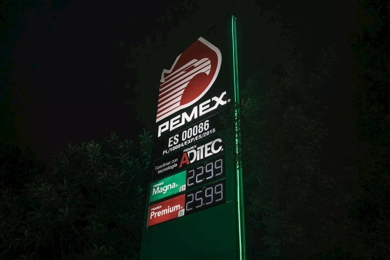 Mexico’s Pemex Says Nine Injured, One Dead in Platform Fire