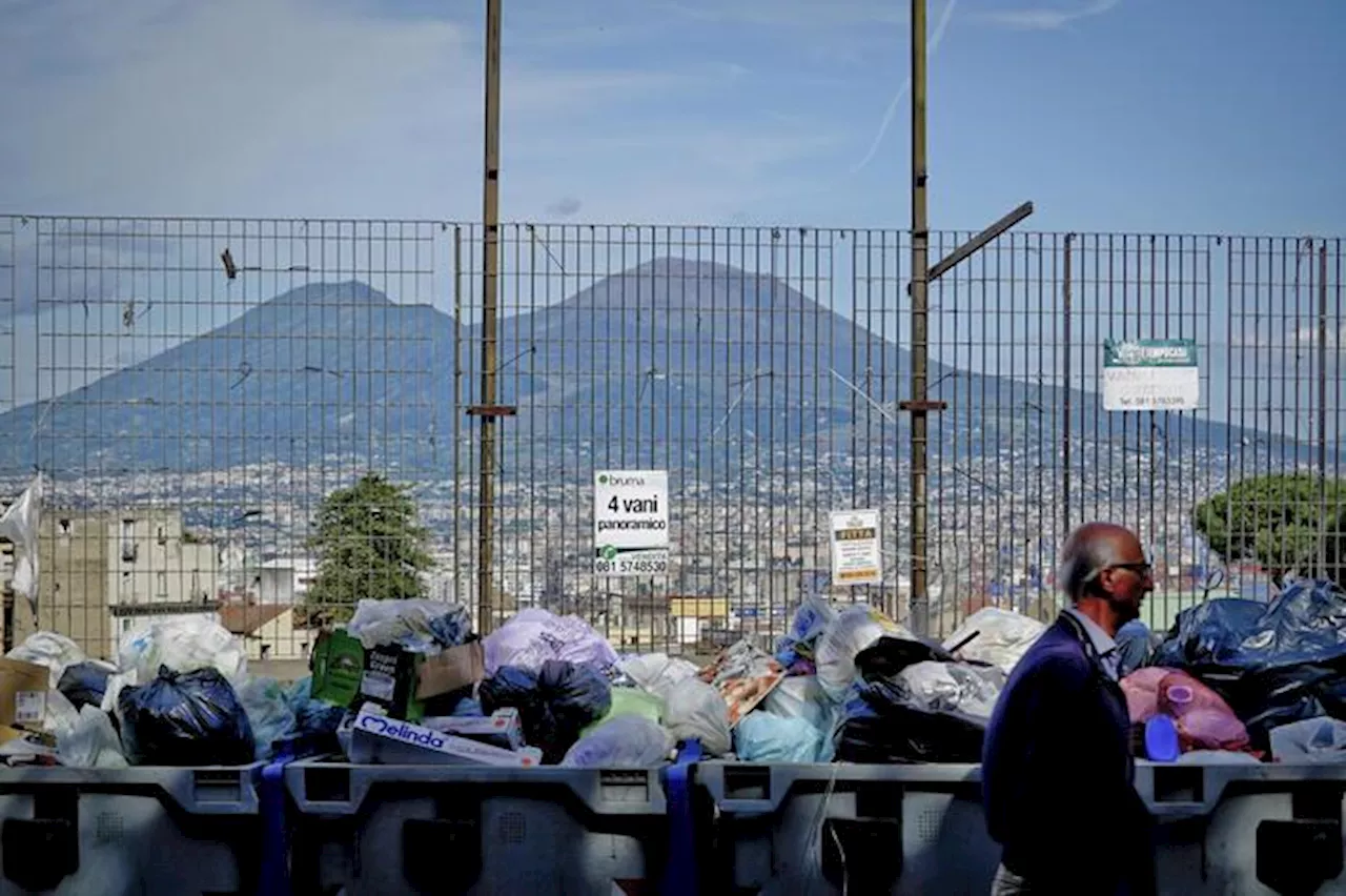 Rifiuti, al Centrosud tariffe più alte e servizio peggiore