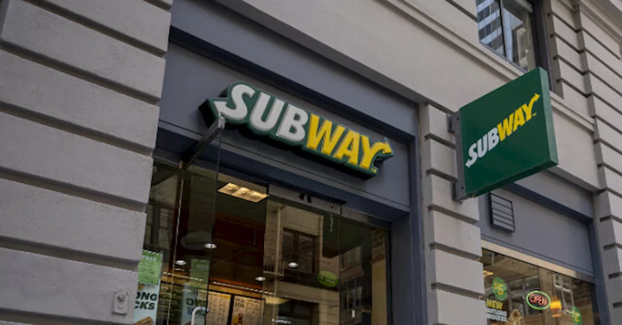 Former High School Wrestler Saves Subway Employee from Assault