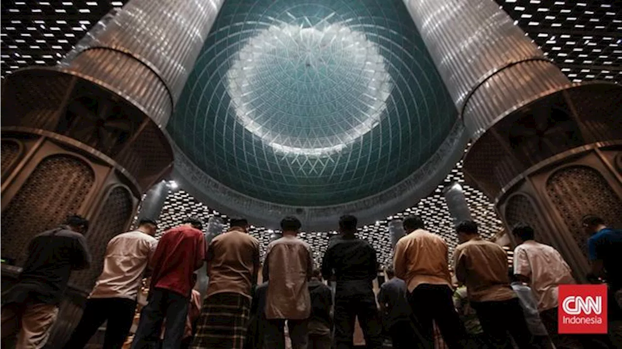 Jemaah Salat Id di Masjid Istiqlal Bisa Parkir di Kemenag-Katedral