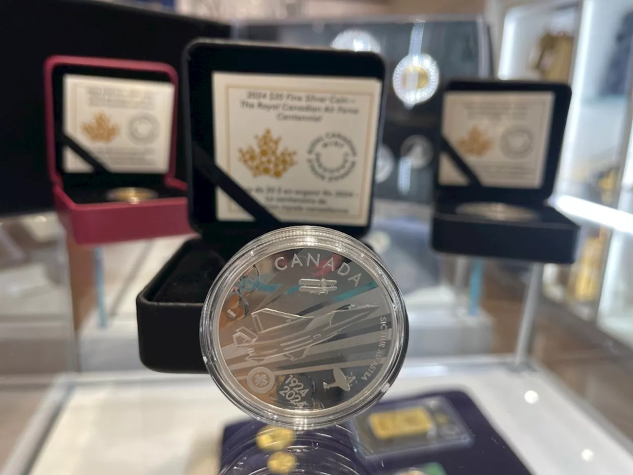 Mint marks 100th anniversary of Royal Canadian Air Force with commemorative coin