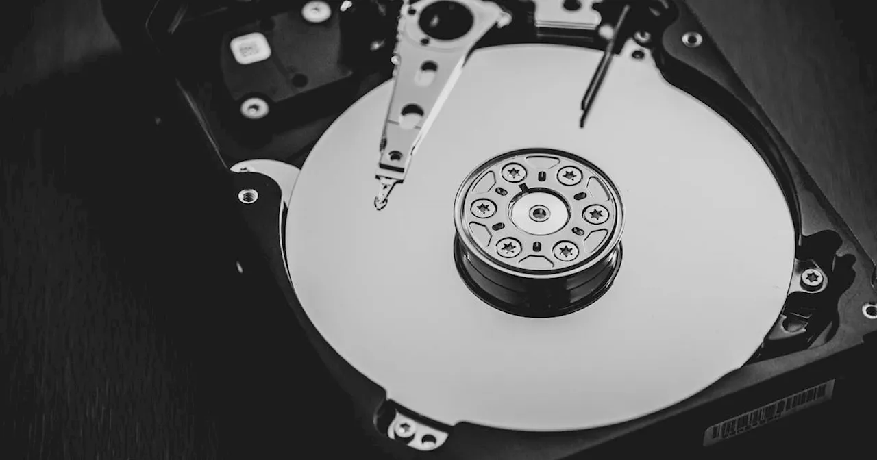 Tu vida en un disco duro de 5 exabytes: 10 datos interesantes sobre el almacenamiento de datos