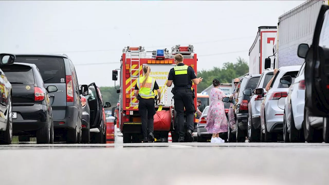 Lkw-Unfall führt zu Komplettsperre auf A94 Richtung München