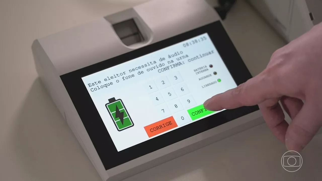 TSE apresenta novo sistema sonoro das urnas eletrônicas para auxiliar eleitores com deficiência visual