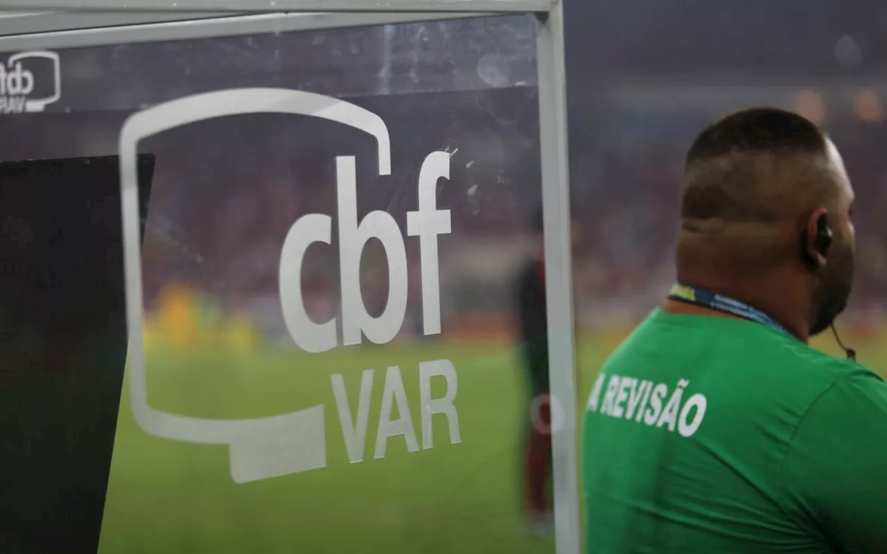 Árbitros vão explicar decisões do VAR para o público no Campeonato Brasileiro