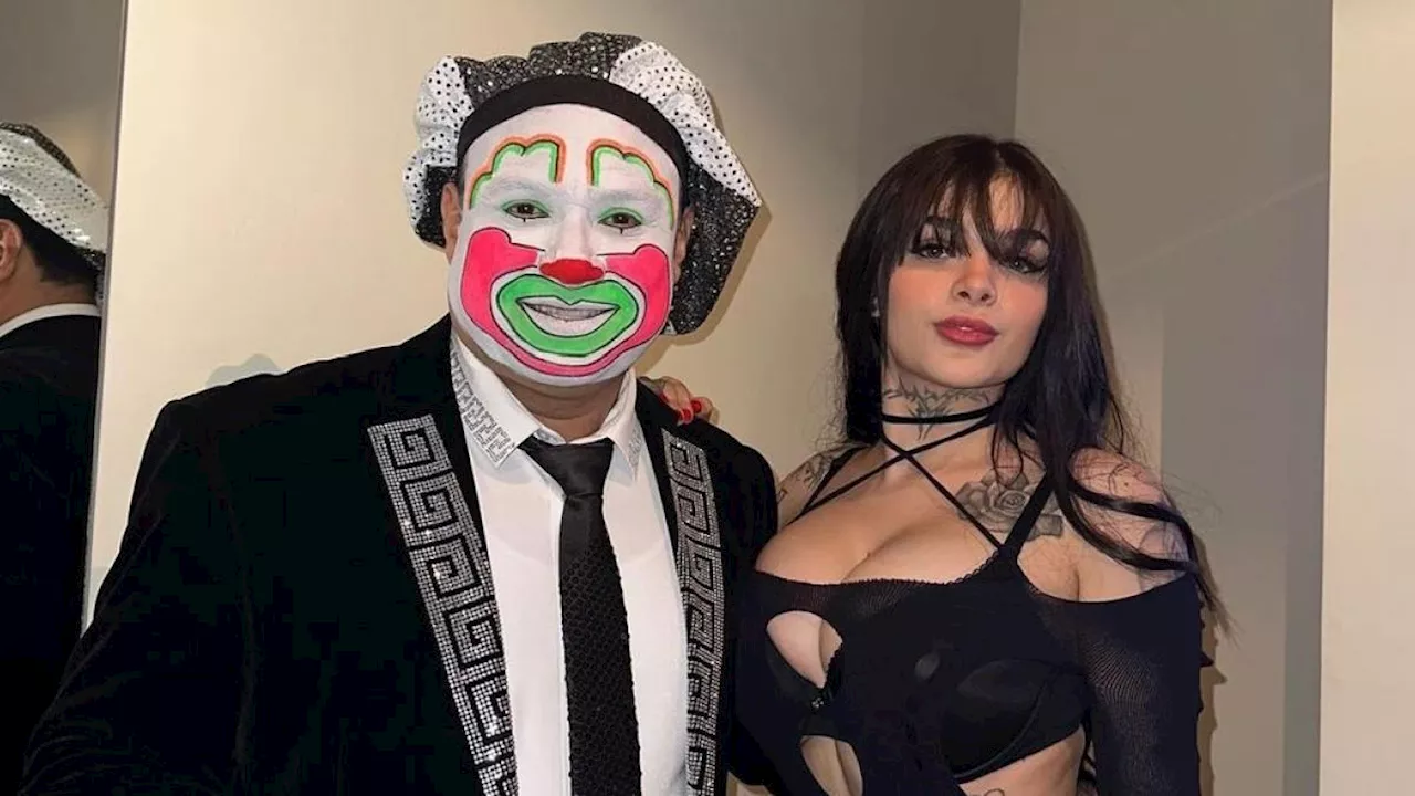 La modelo Karely Ruiz se reúne con el famoso payaso Brincos Dieras en una fiesta