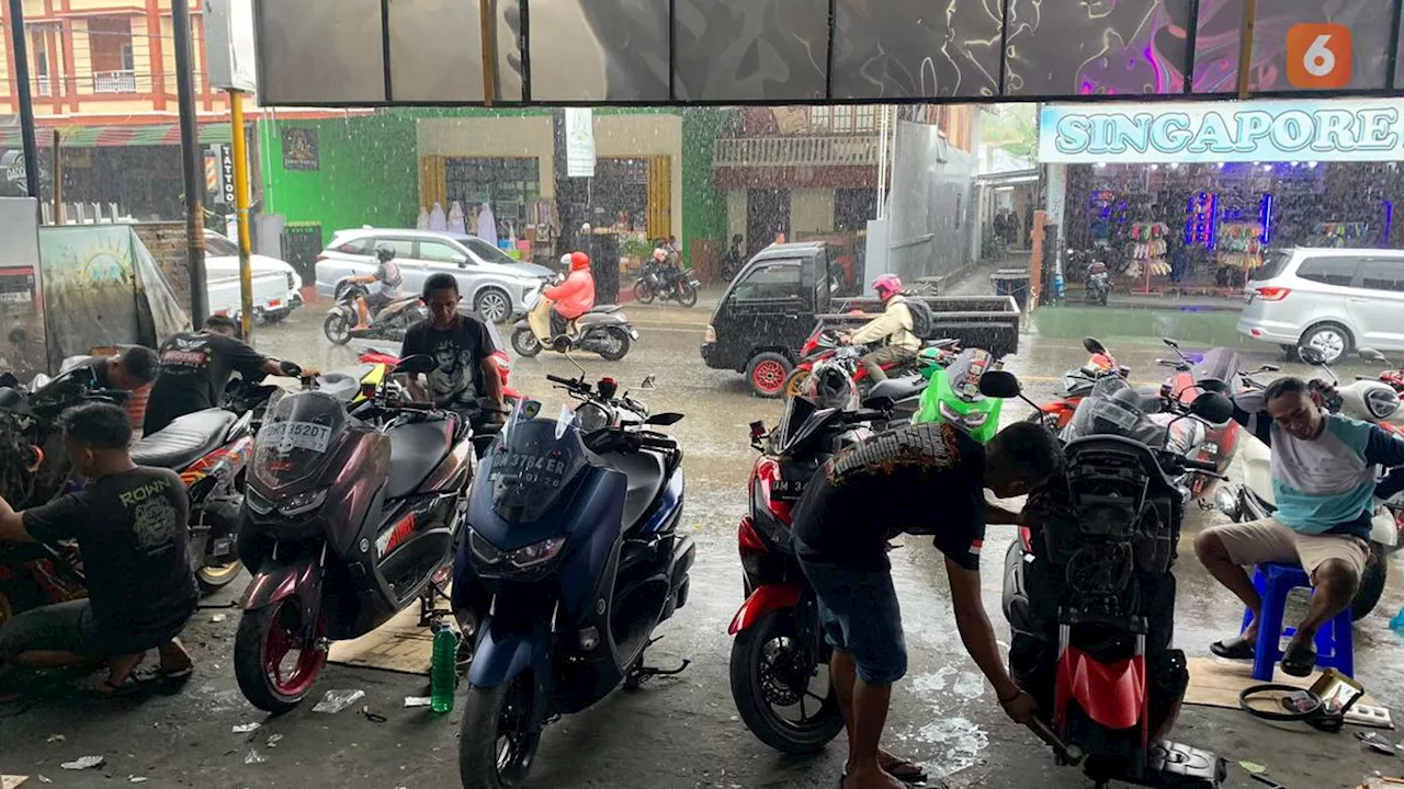 Wajah Cerah Mekanik Bengkel di Kota Gorontalo Jelang Lebaran, Cuan Berlipat