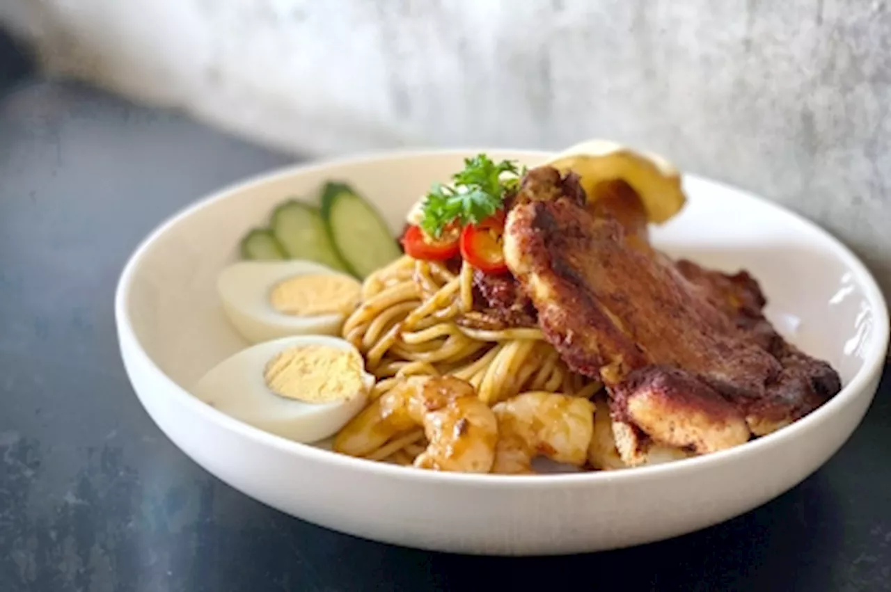 For a surprisingly good rendition of ‘nasi lemak’ pasta, drop by The Dough Factory in Bandar Sri Damansara