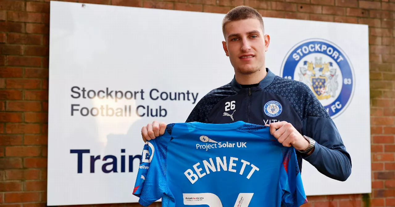 Manchester United youngster Rhys Bennett not recalled from Stockport County loan