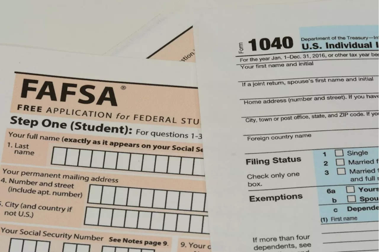 Rollout Problems of FAFSA Cause Difficulties for California Students