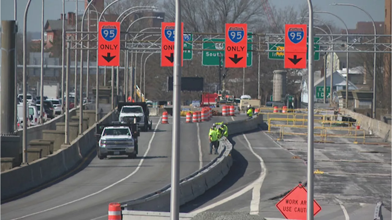 3rd lane added to the eastbound side of Washington Bridge in RI