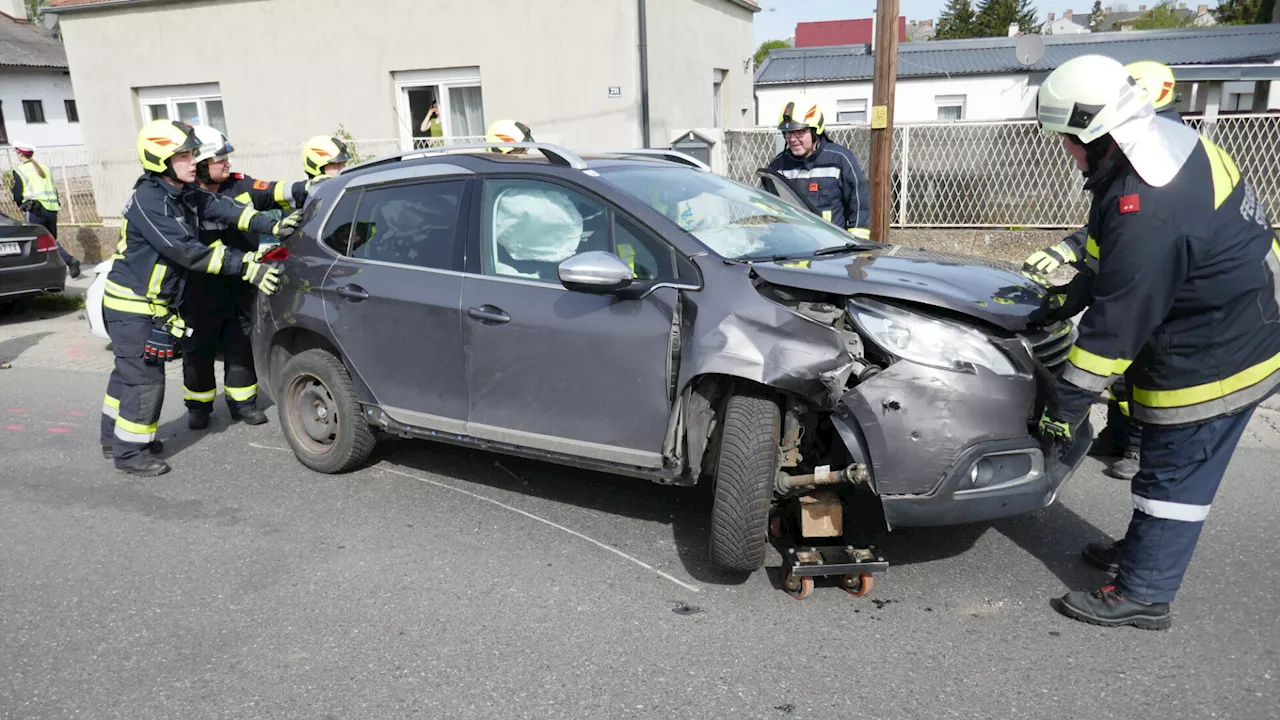 Zwei Verkehrsunfälle auf der Hauptstraße