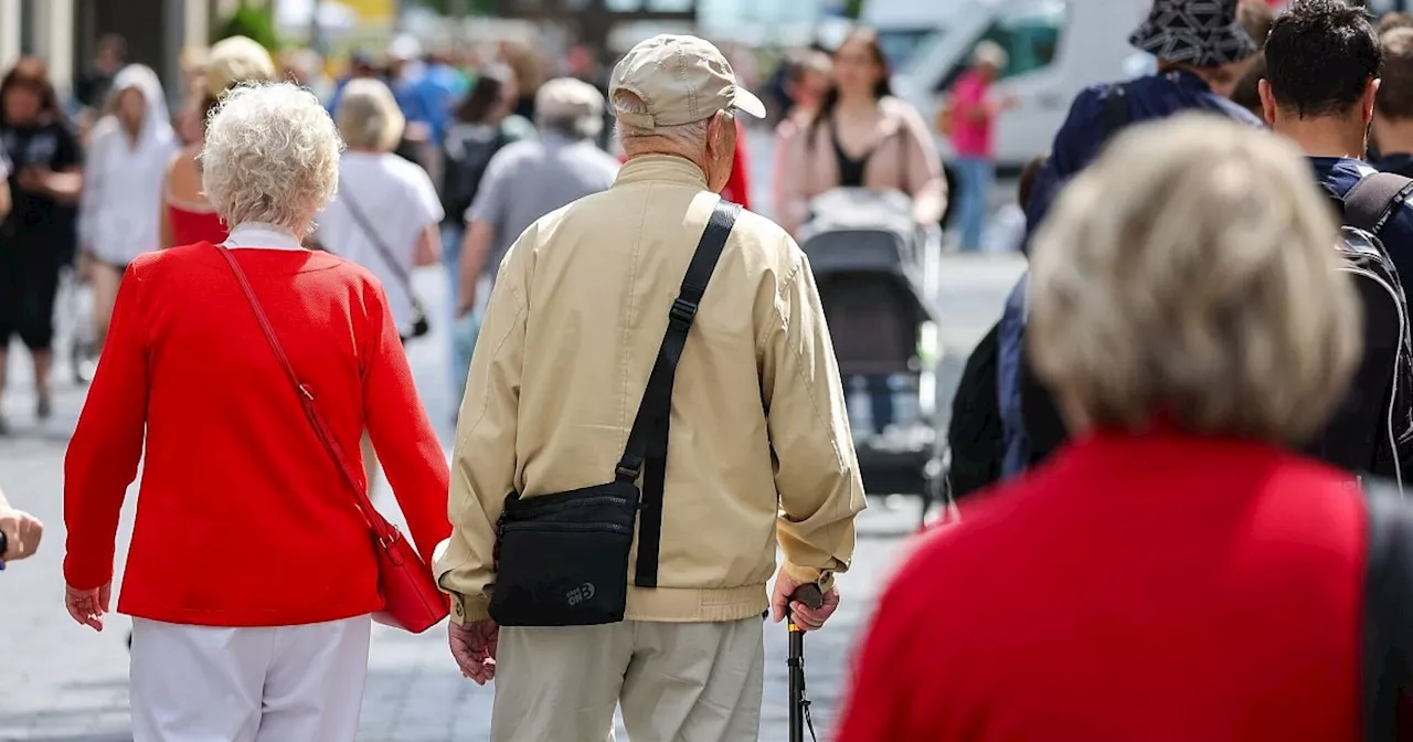 Deutsche Bevölkerung legt bis 2040 zu und altert