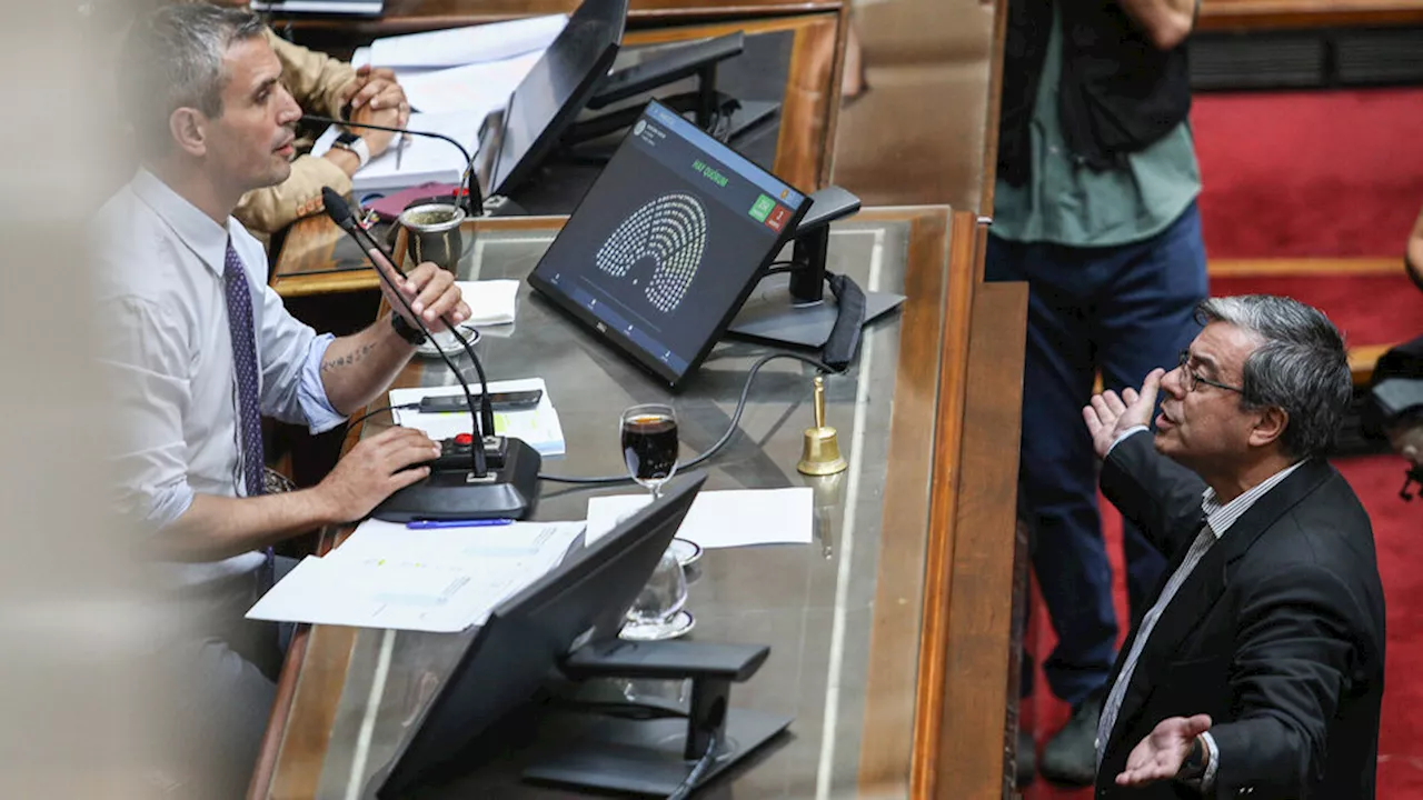 Bloques de la oposición convocan a encuentro con juristas y constitucionalistas para analizar decreto de desregulación económica