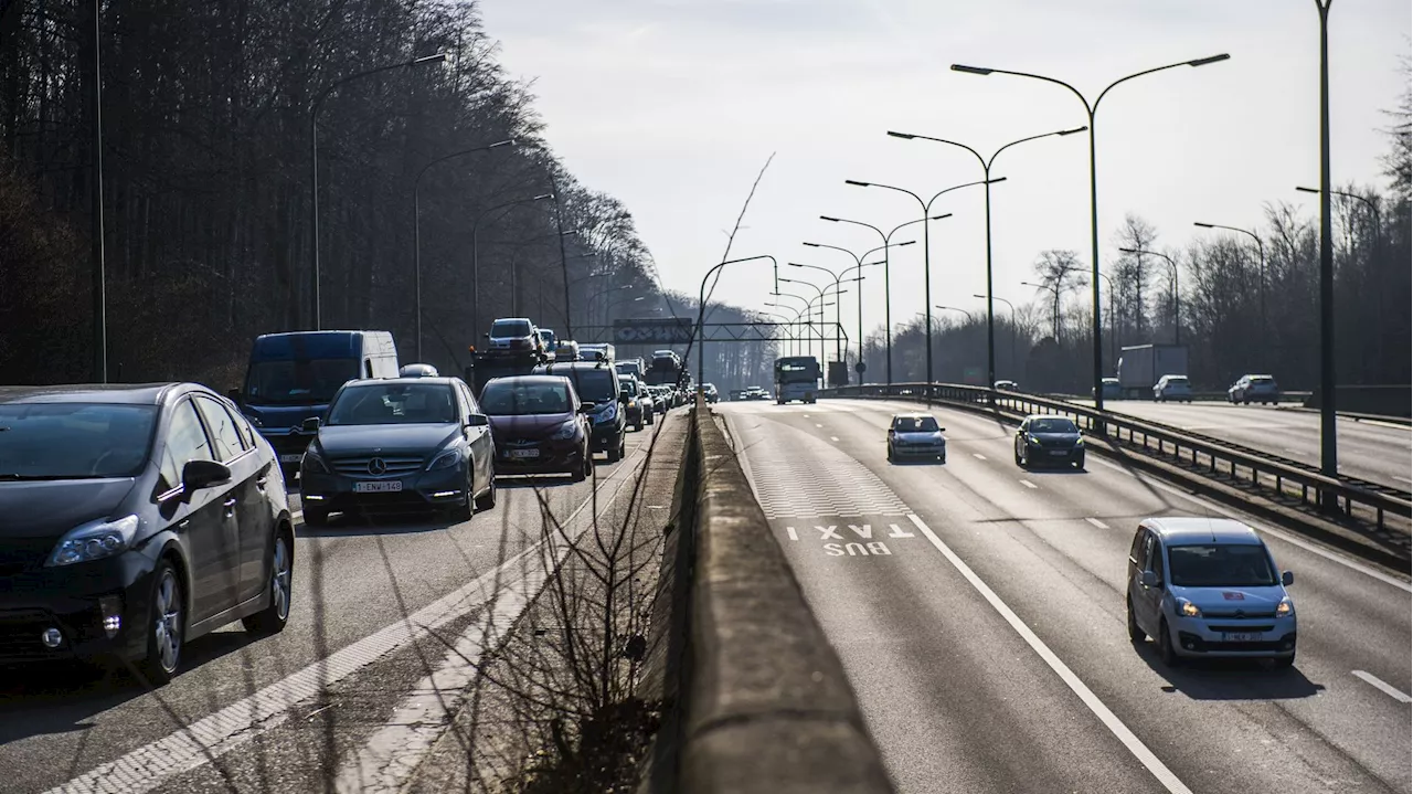 Carrefour Léonard : pas question de mettre les travaux sur pause, répond la Flandre