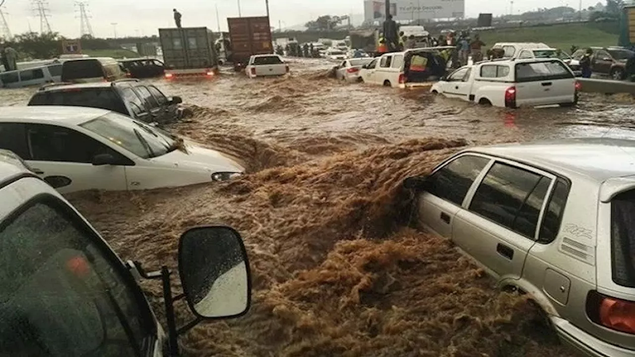 Tshwane EMS rescues driver from flooded car in Centurion - SABC News - Breaking news, special reports,