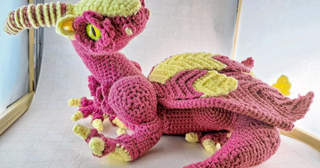 Amigurumi: The Art of Crocheting Small Stuffed Toys