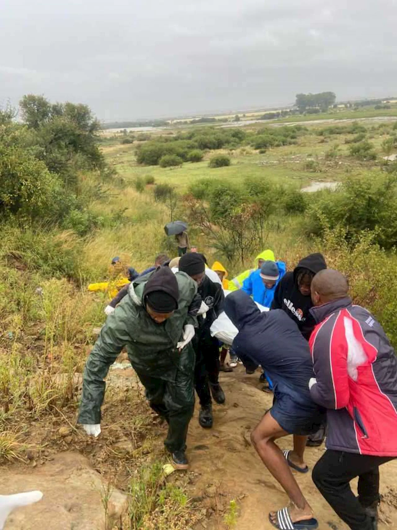 Free State SAPS Diving Unit committed in search and rescue efforts