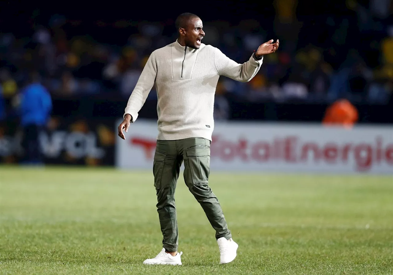 Mamelodi Sundowns Coach Rulani Mokwena's Conversation with Young Africans Star Stephane Aziz Ki