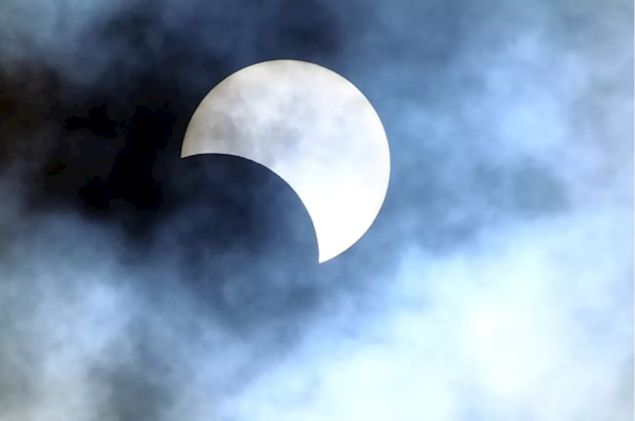 Internet Traffic Decreases During Solar Eclipse