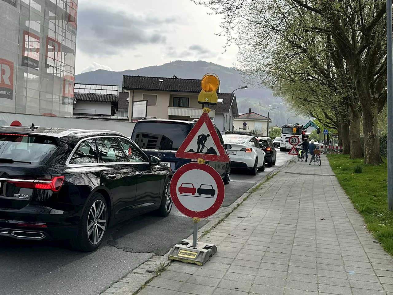 Baustelle an der Furt: Ampelregelung sorgt für Stau im Rohrbach