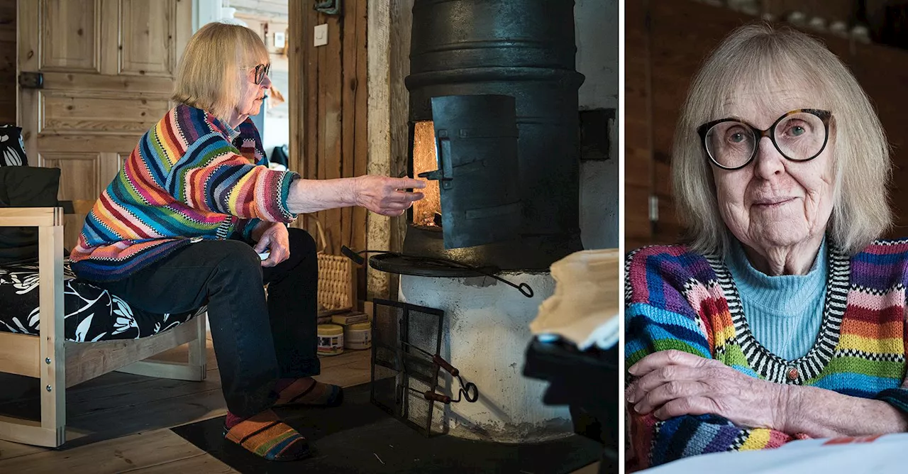 Margita, 84, tvingas stänga av elen efter höjda avgiften: ”Det är förfärligt”