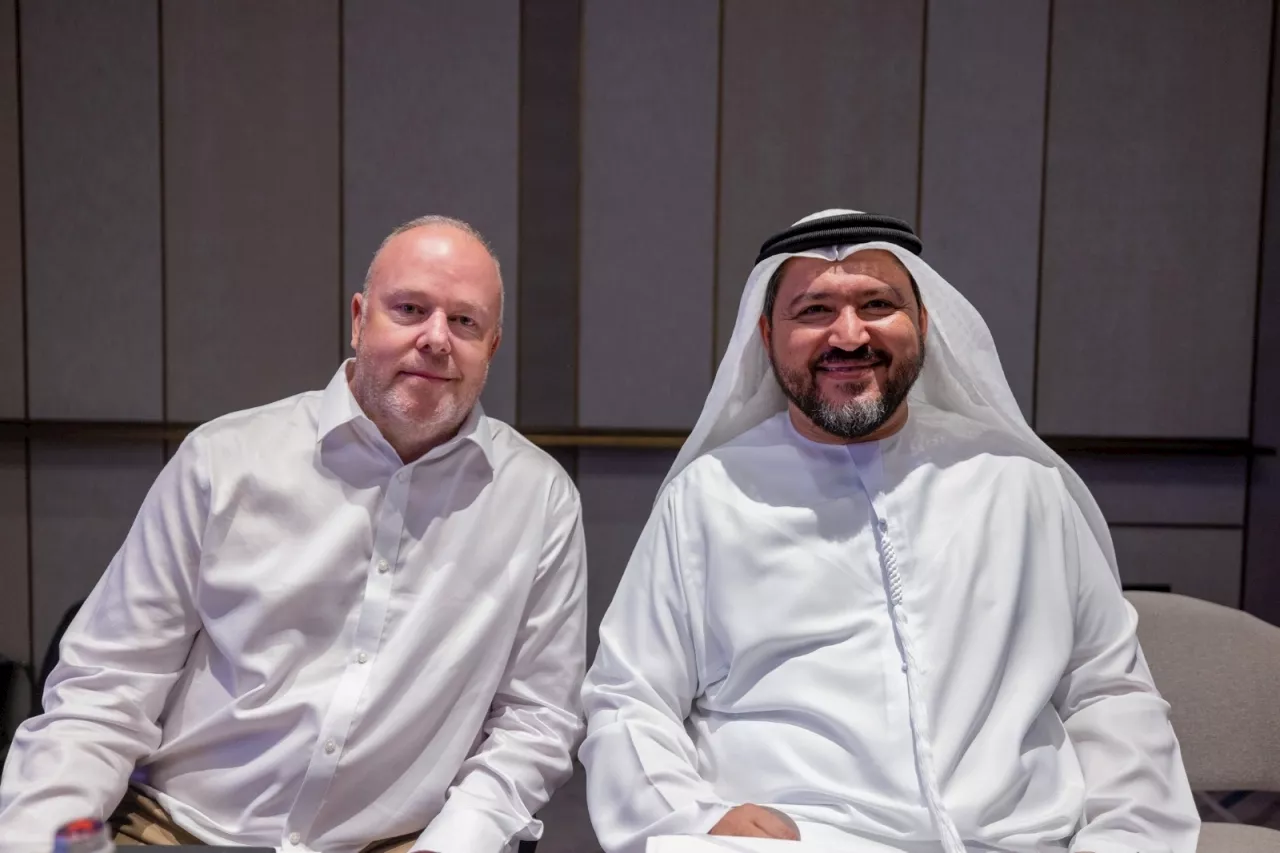 «دبي للإعلام» و«كريمتان» تطلقان «خدمة وساطة البيانات» لفهم توجهات المستهلك