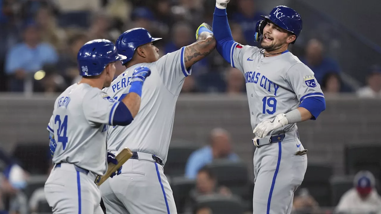 Massey hits 2-run HR, Ragans fans 9 as Royals snap 3-game losing streak, beat Blue Jays 4-1