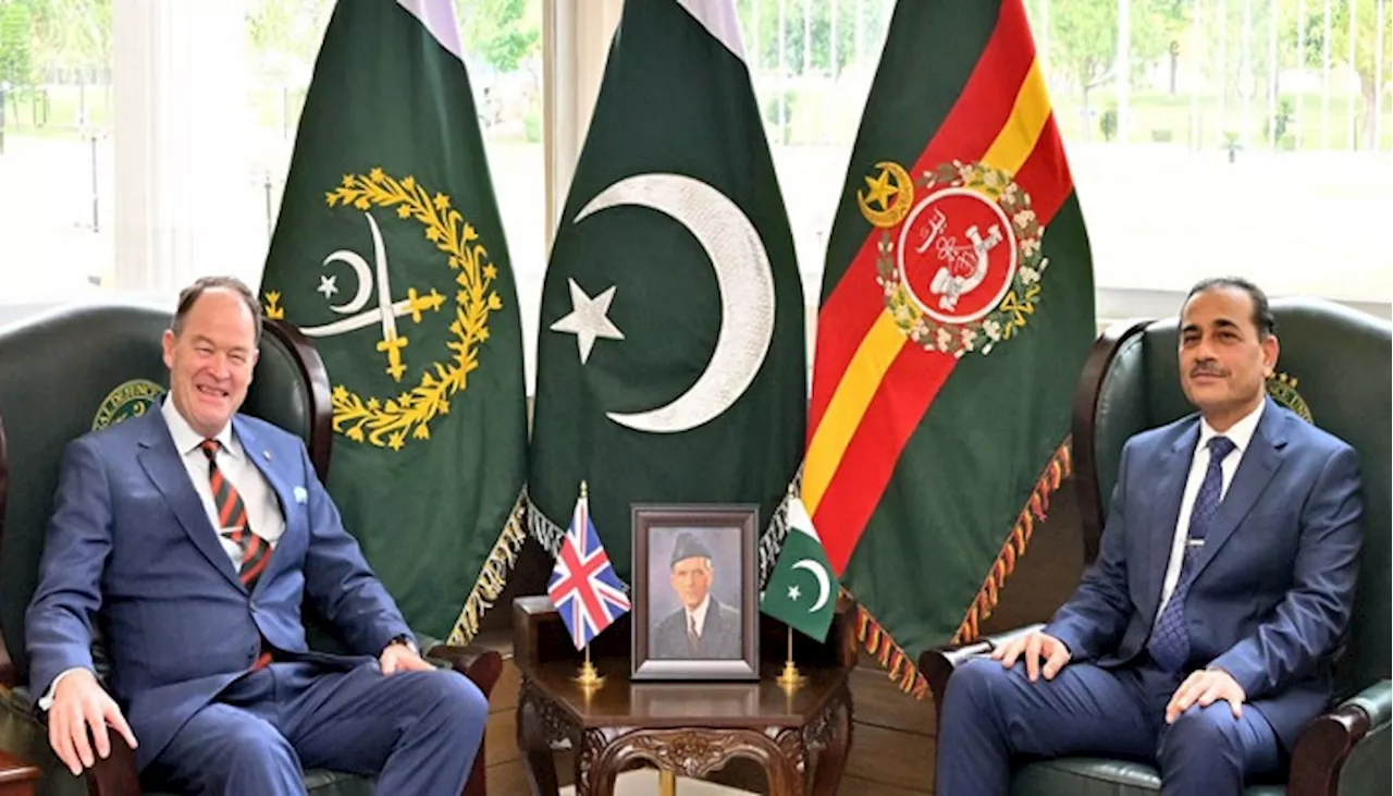 COAS Gen Munir, UK Army Chief discuss bilateral defense relations