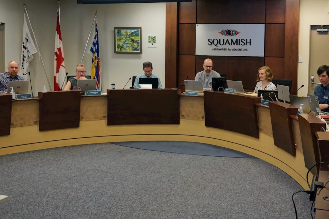 Squamish council defeats WLNG floatel TUP—for now