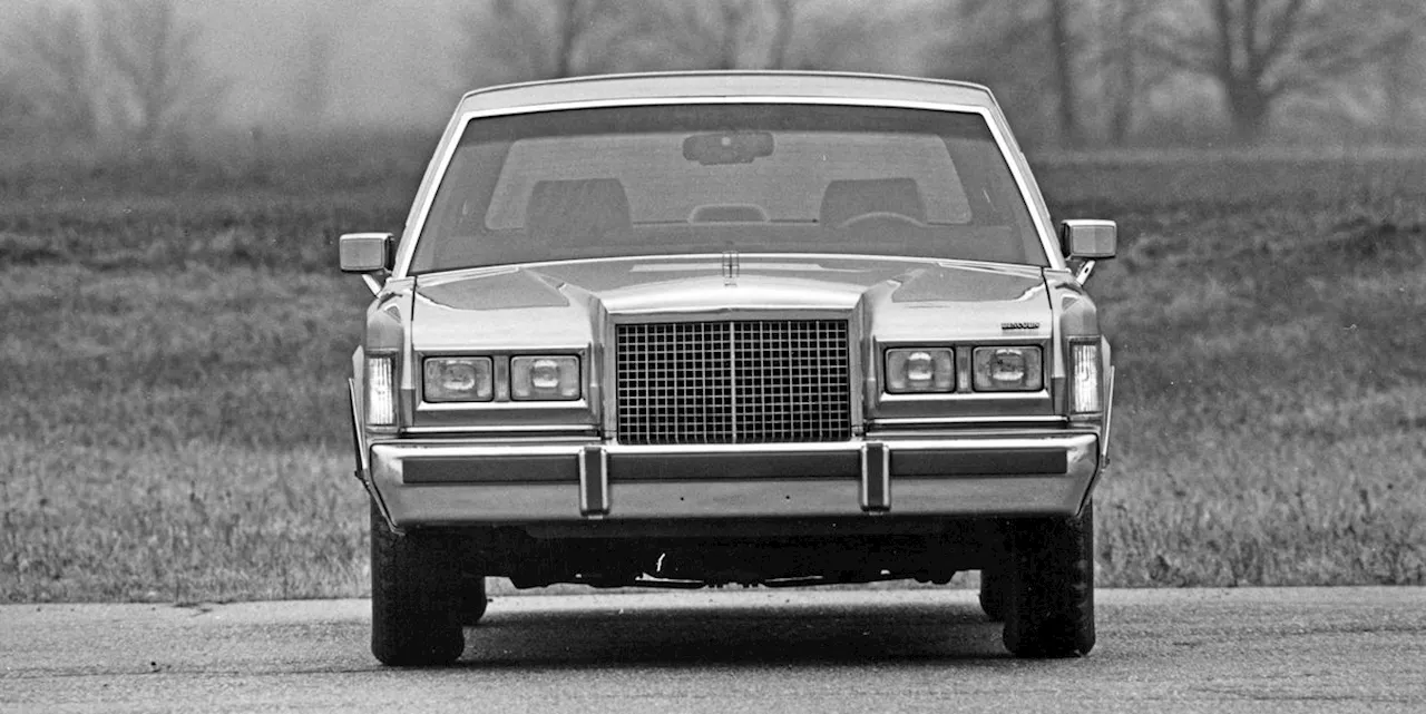 1987 Lincoln Town Car Isn't Irrelevant Yet