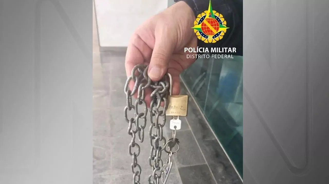 Homem é resgatado após três dias acorrentado em cárcere privado, mas acaba preso no DF; entenda