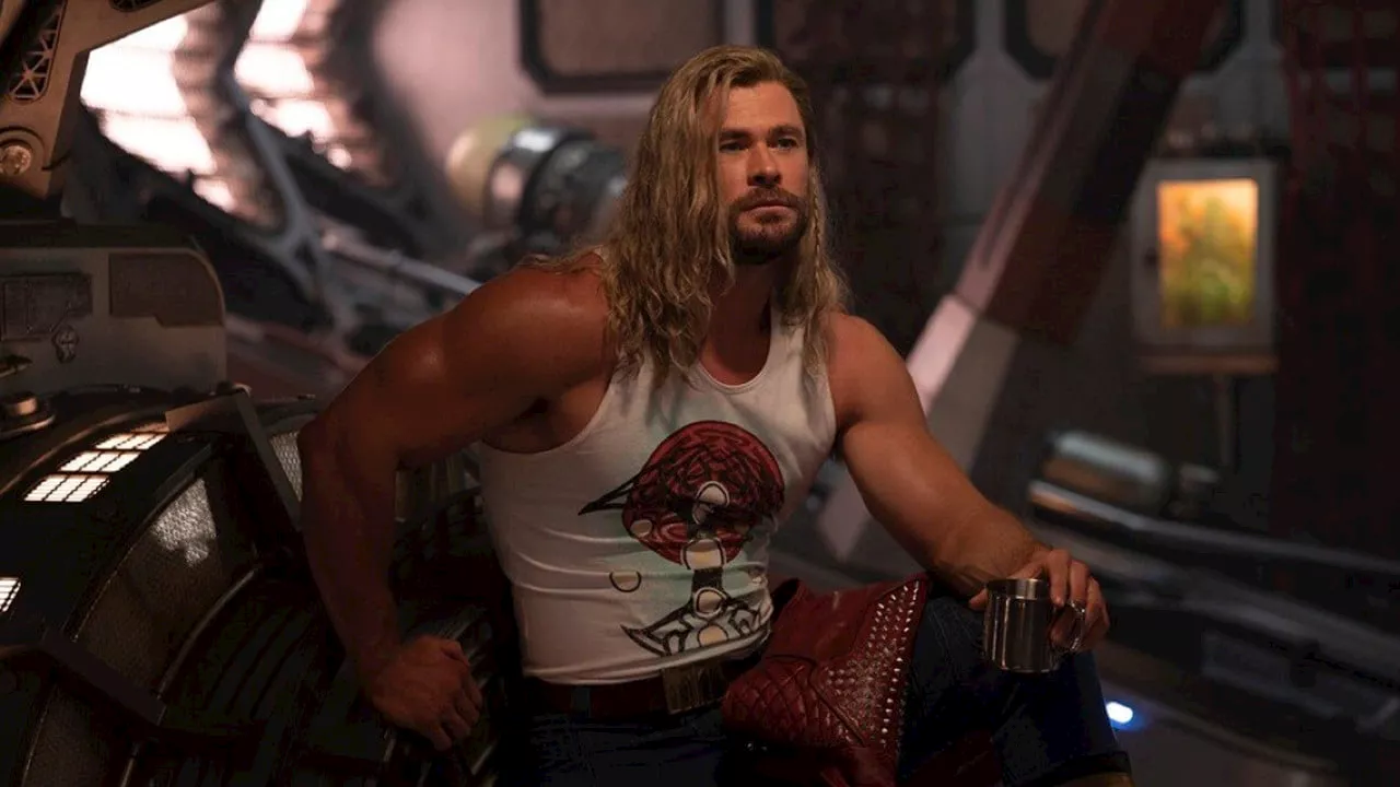 Chris Hemsworth si ritiene responsabile dell'insuccesso di Thor Love and Thunder: 'Sono diventato una parodia di me stesso'