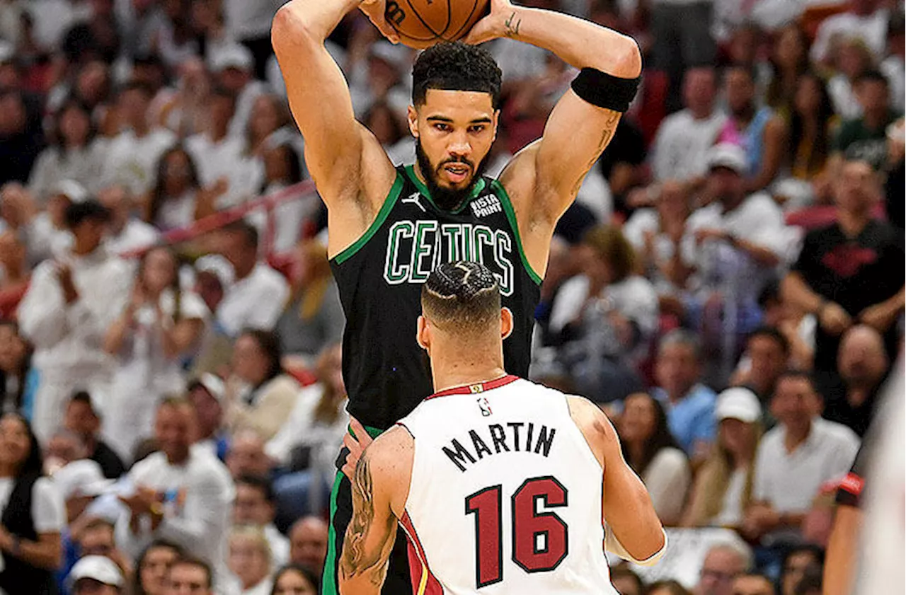 Heat vs Celtics Predictions, Picks, Odds for Tonight’s NBA Playoff Game