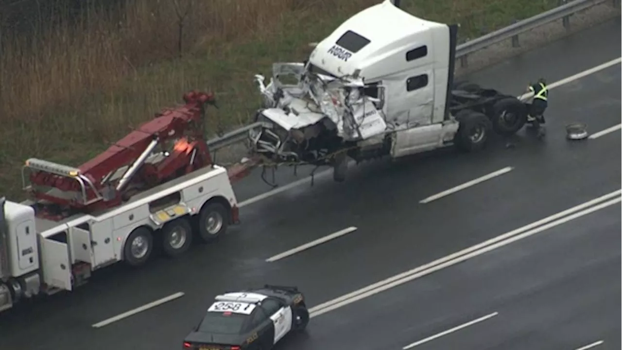 Hwy. 401 crash: audio of dispatch reveals new details of wrong-way police chase