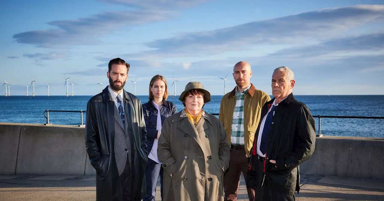 Brenda Blethyn waves to fans as she films final Vera episodes amid replacement